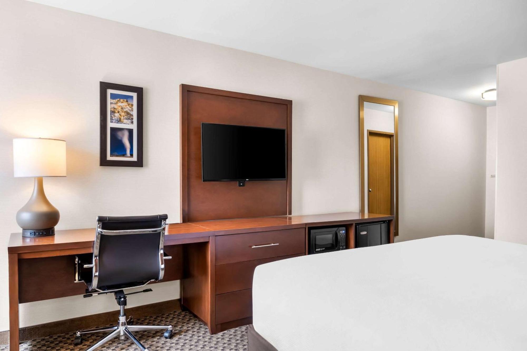 Comfort Inn At Buffalo Bill Village Resort Cody Exterior photo